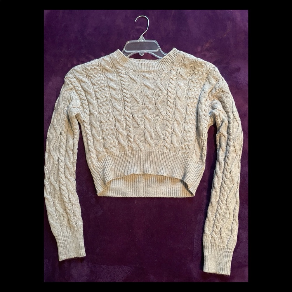 Sweater Crop Top
